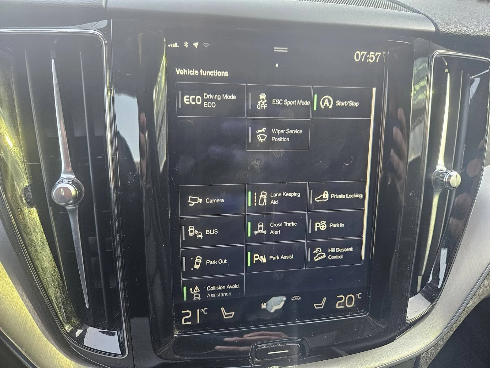 Volvo XC60 T5 Сервизна история, снимка 14 - Автомобили и джипове - 56526951