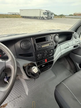 Iveco 35c18 Макси база, снимка 12