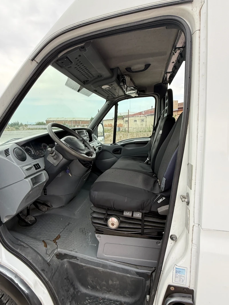 Iveco 35c18 Макси база, снимка 9 - Бусове и автобуси - 52597898