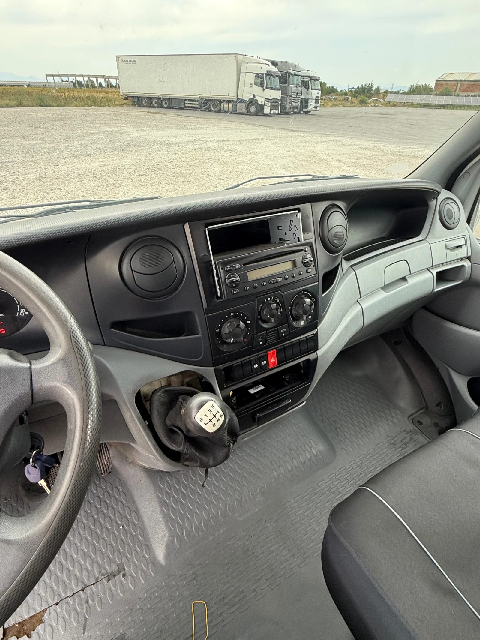 Iveco 35c18   | Mobile.bg   12