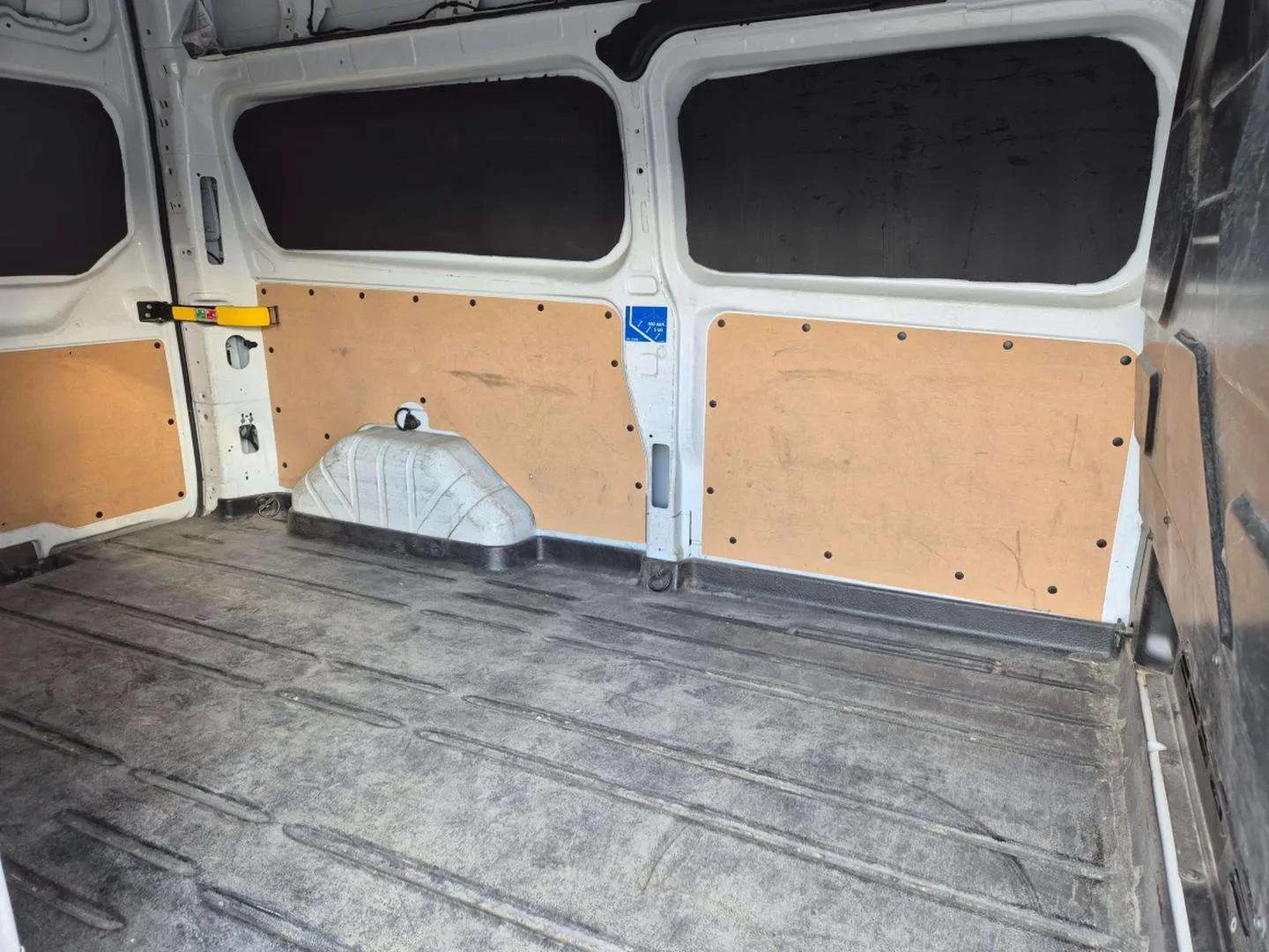 Ford Transit Custom 2.0L EcoBlue - изображение 9