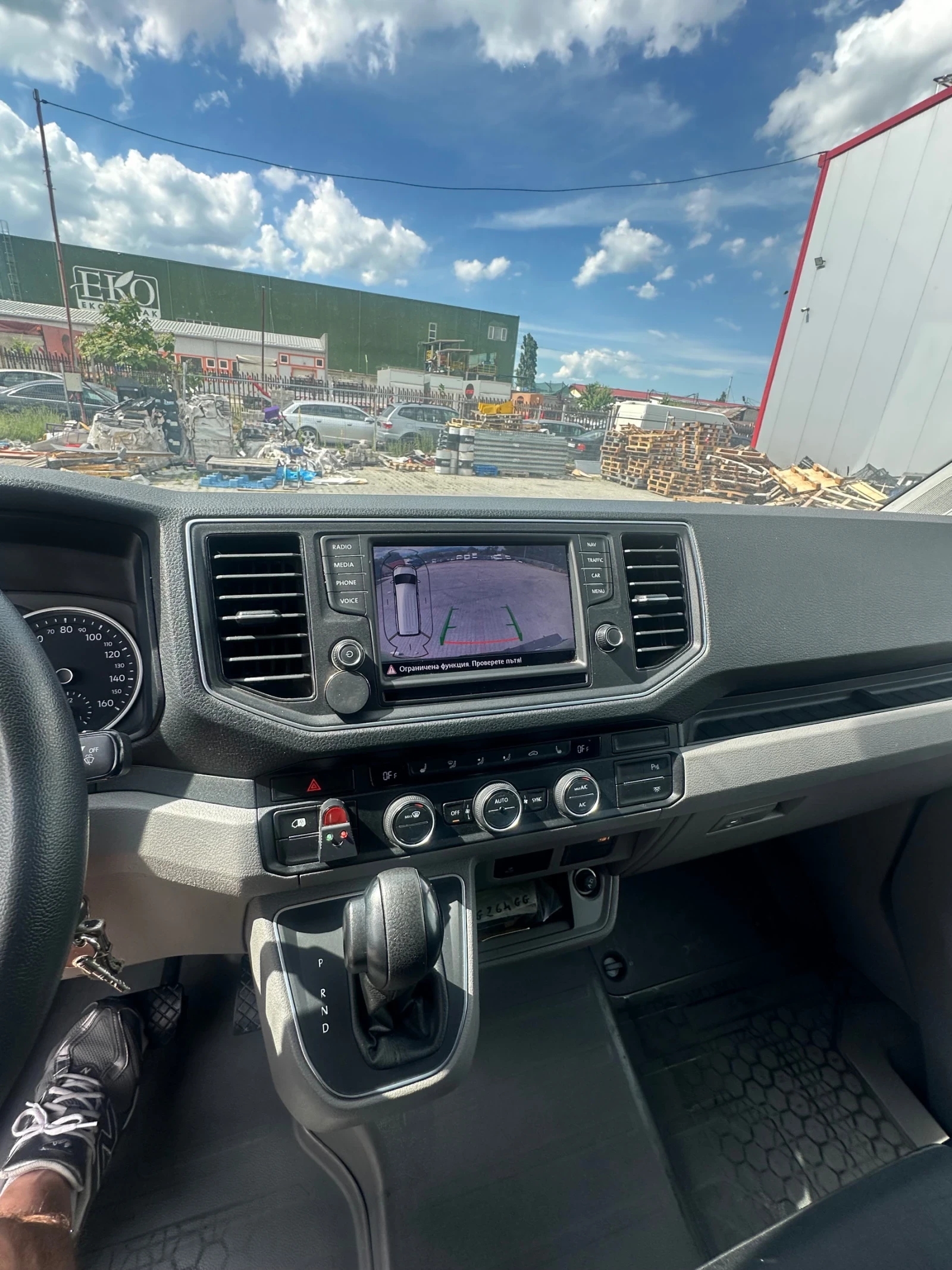 VW Crafter, снимка 7 - Бусове и автобуси - 54947131