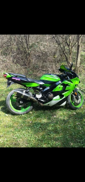  Kawasaki Zxr
