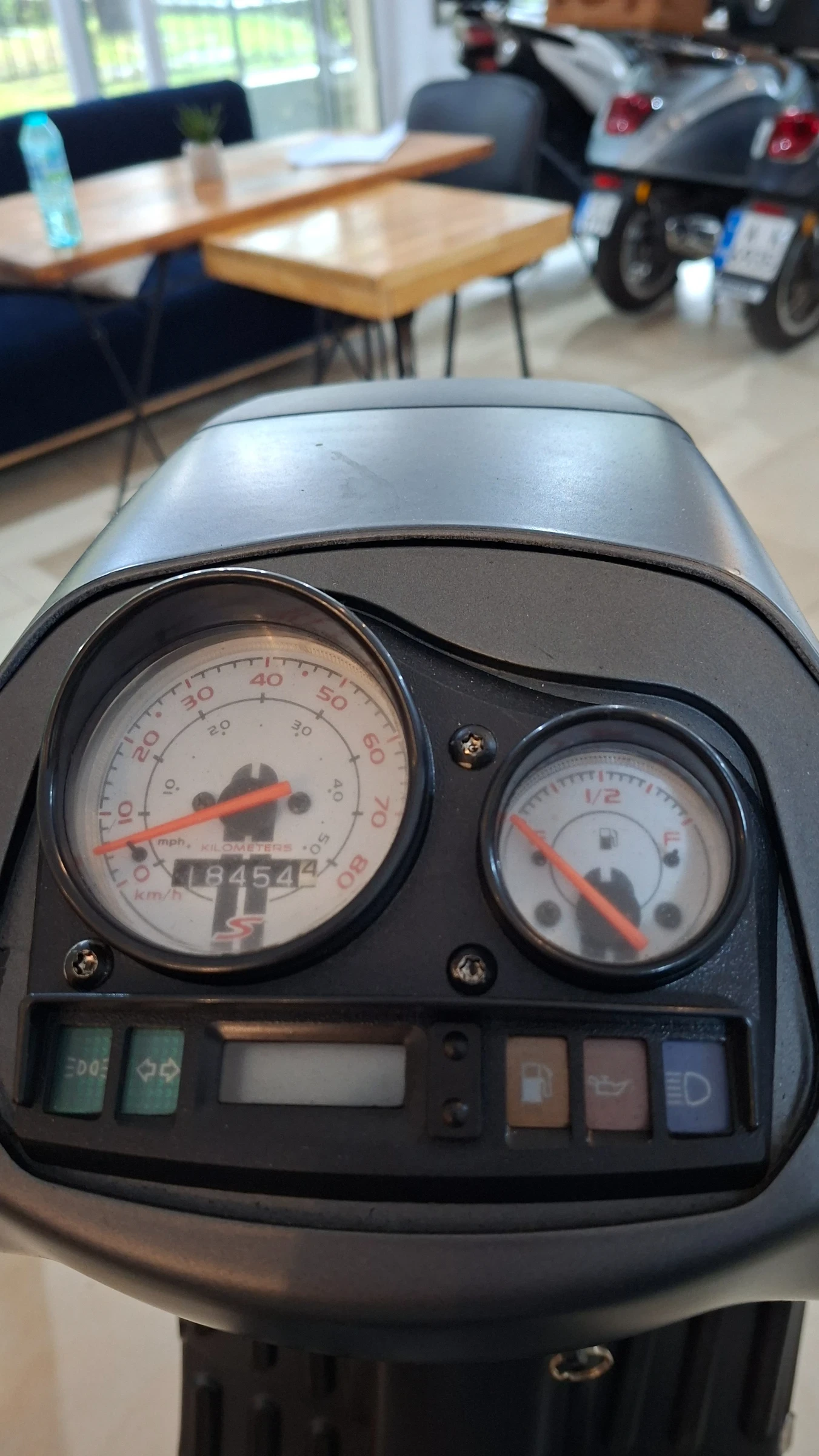 Vespa 50 Sprint, снимка 6 - Мотоциклети и мототехника - 54582243