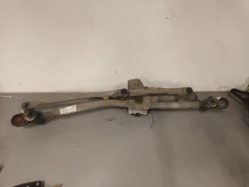 Моторче предни чистачки мазда 3 2.0б