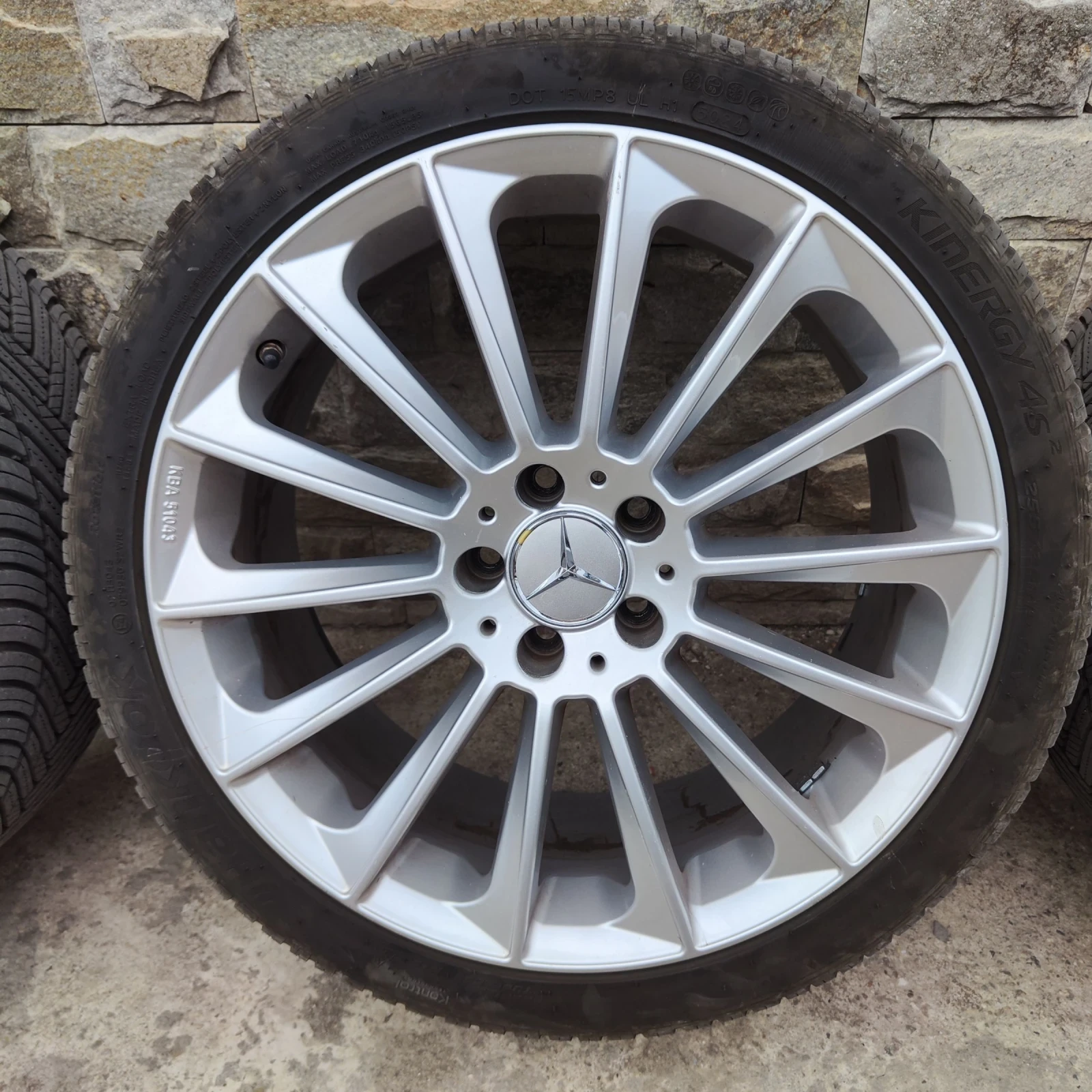    255/35R19  Mercedes-Benz | Mobile.bg   4