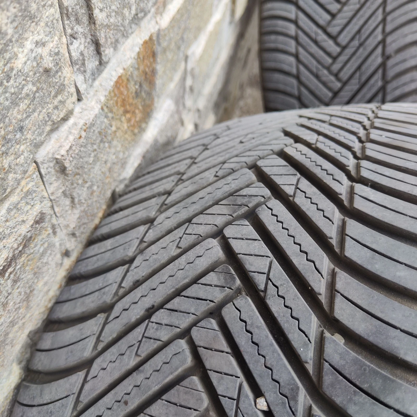    255/35R19  Mercedes-Benz | Mobile.bg   14