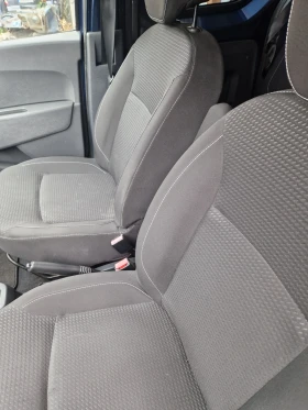 Dacia Dokker 1.6  Газ-бензин , камере, снимка 9