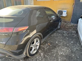 Honda Civic 1.8 I-Vtec | Mobile.bg    4