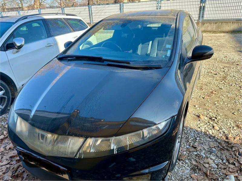 Honda Civic 1.8 I-Vtec, снимка 3 - Автомобили и джипове - 48797234