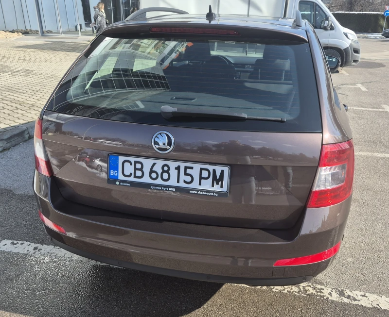 Skoda Octavia, снимка 5 - Автомобили и джипове - 49223772