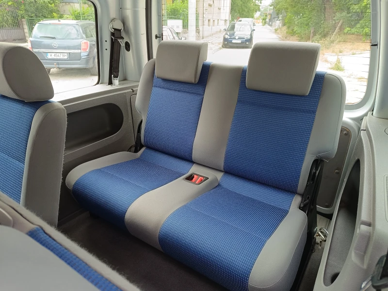 VW Caddy LIFE 1.4i 75К.С. 6+ 1, снимка 14 - Автомобили и джипове - 52460419