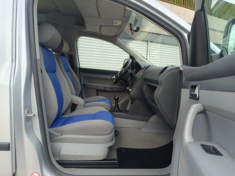 VW Caddy LIFE 1.4i 75К.С. 6+ 1, снимка 12 - Автомобили и джипове - 52460419