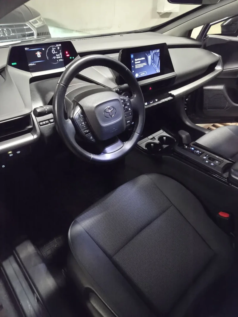 Toyota Prius 2.0 HIBRID HEV, снимка 16 - Автомобили и джипове - 52969366