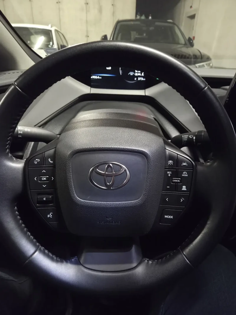 Toyota Prius 2.0 HIBRID HEV, снимка 15 - Автомобили и джипове - 52969366