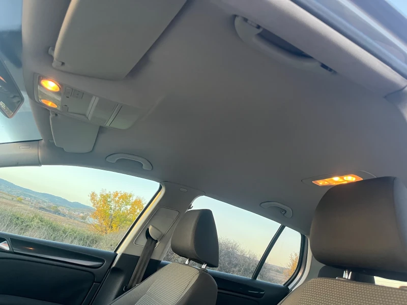 VW Golf, снимка 14 - Автомобили и джипове - 53215202