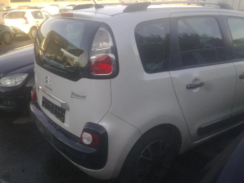 Citroen C3 Picasso 1.6 HDI 8V, снимка 4 - Автомобили и джипове - 30101346