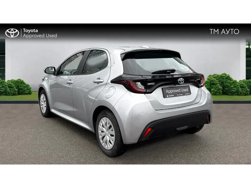Toyota Yaris 1.5 HSD DYNAMIC - изображение 2