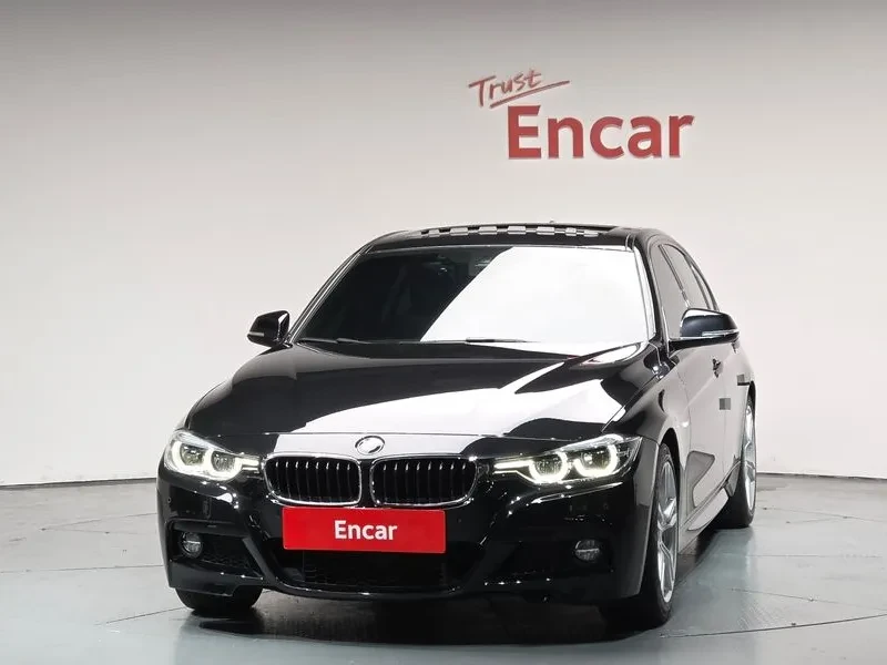BMW 330 I M Sports, снимка 2 - Автомобили и джипове - 56162026