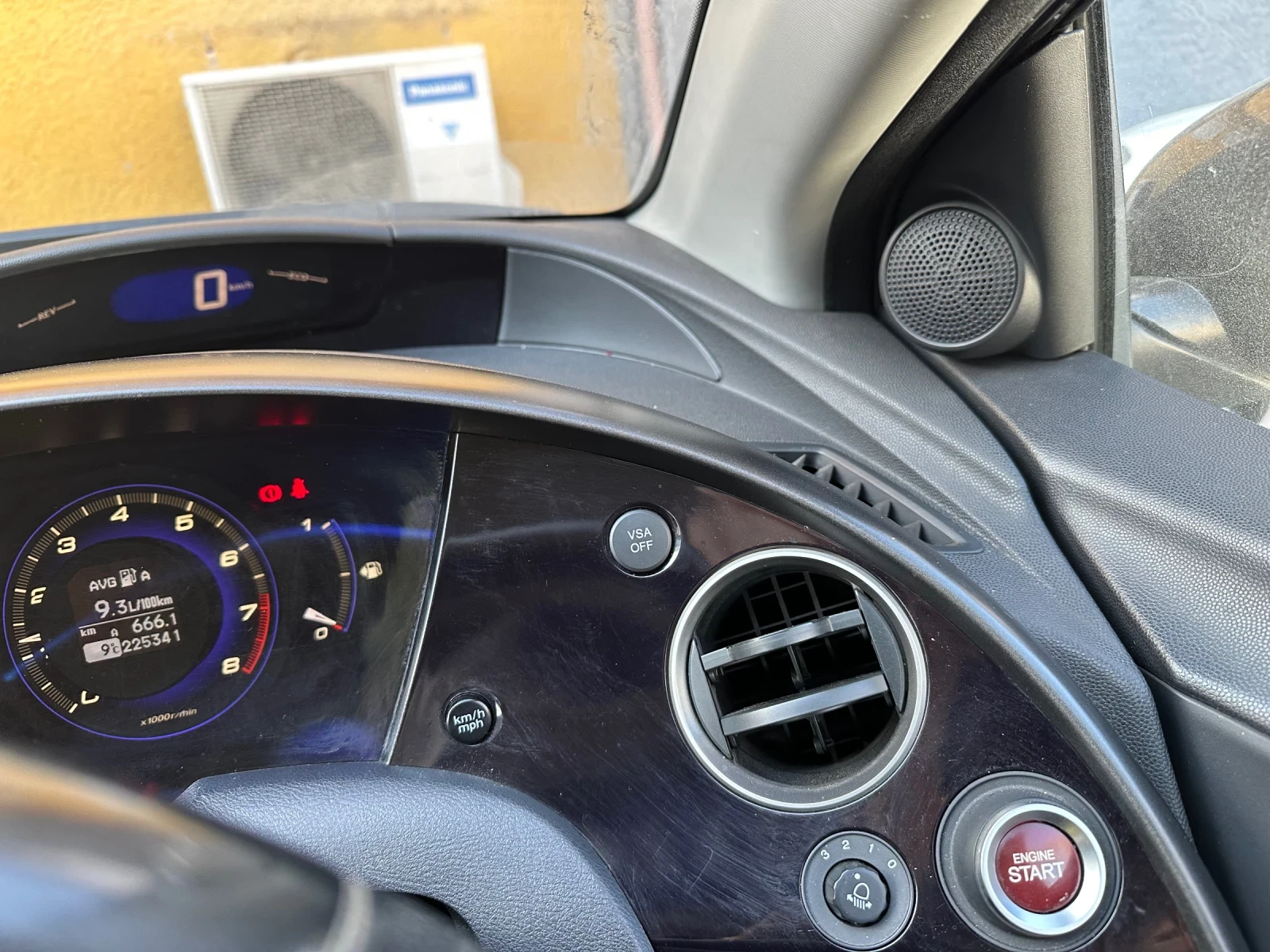 Honda Civic 1.8 I-Vtec - изображение 8