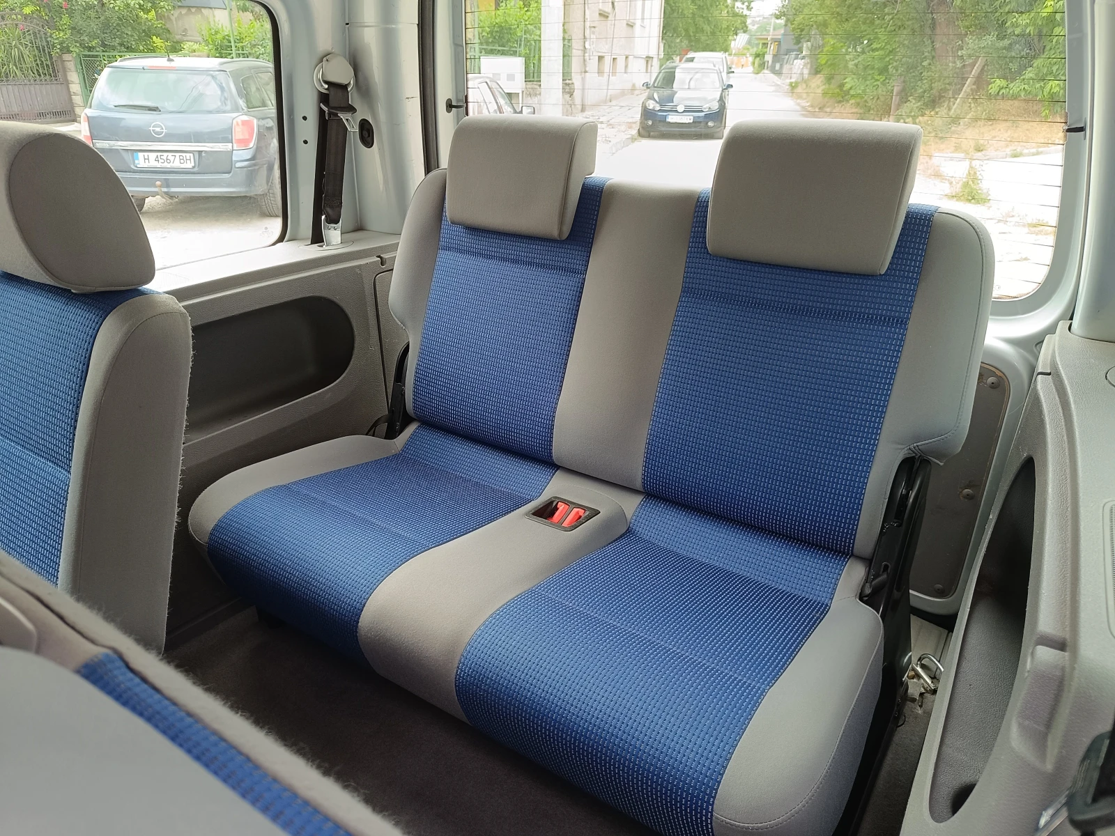 VW Caddy LIFE 1.4i 75.. 6+ 1 | Mobile.bg   14