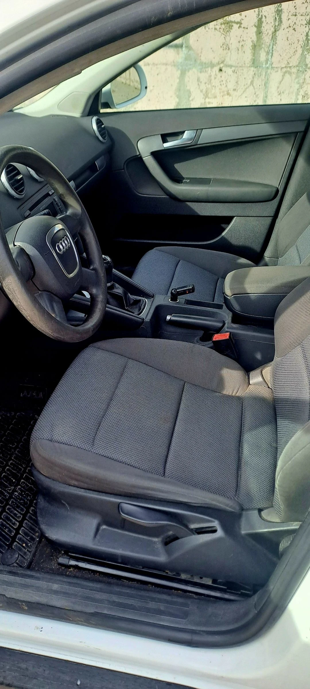 Audi A3 Хечбек - изображение 6