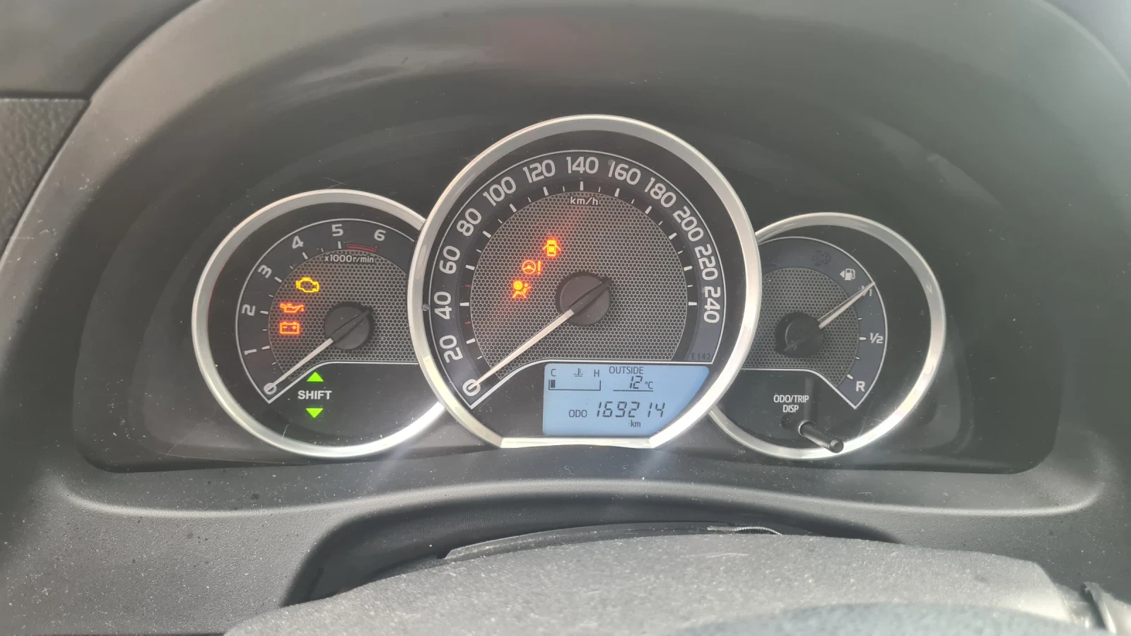 Toyota Auris D4D | Mobile.bg   10