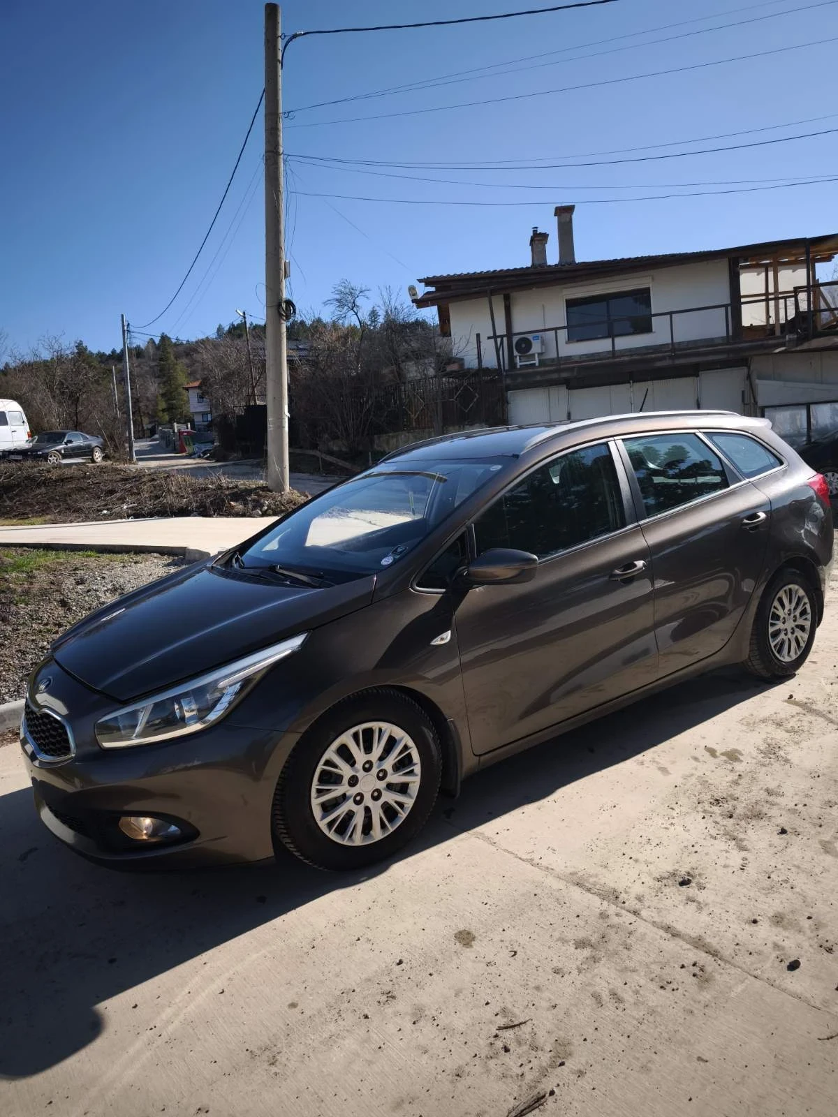 Kia Ceed 1.6 CRDI eco dynamics, снимка 2 - Автомобили и джипове - 53978213