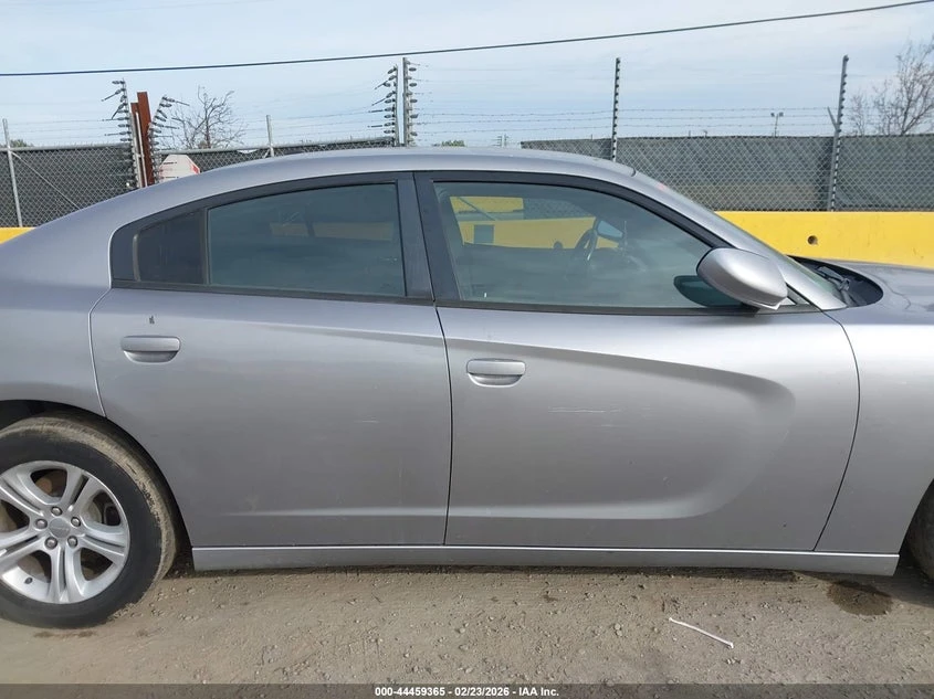 Dodge Charger 3.6L V-6 DOHC, VVT, 292HP Rear Wheel Drive, снимка 13 - Автомобили и джипове - 53830312