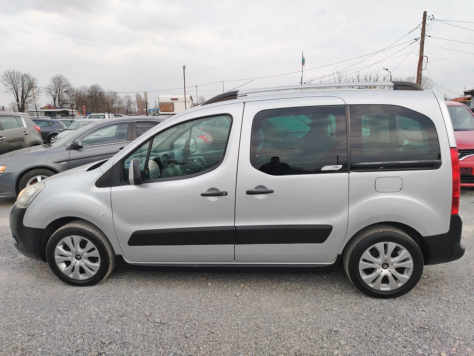Citroen Berlingo 1.6 HDI, снимка 9 - Автомобили и джипове - 53922303