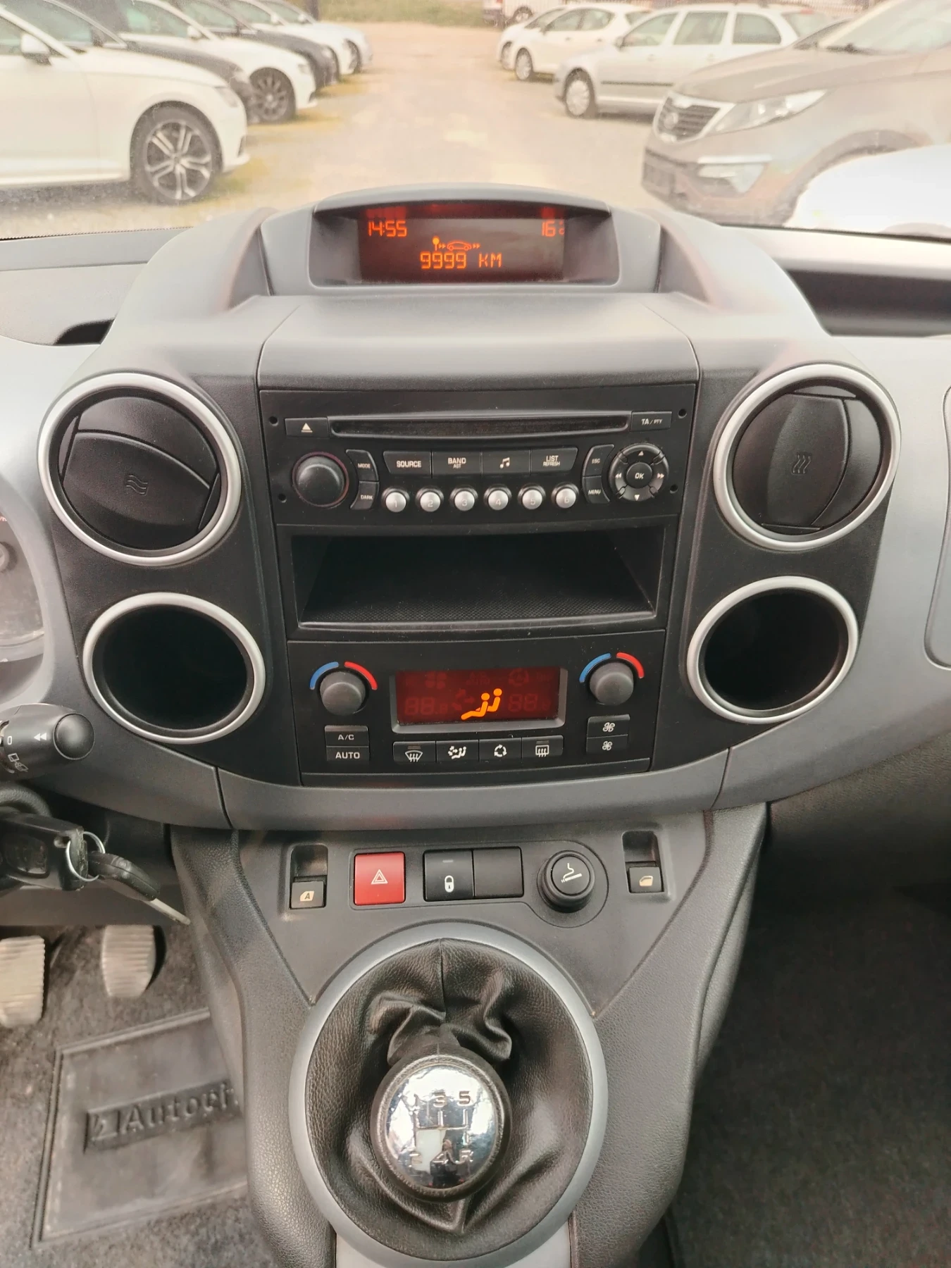 Citroen Berlingo 1.6 HDI, снимка 15 - Автомобили и джипове - 53922303