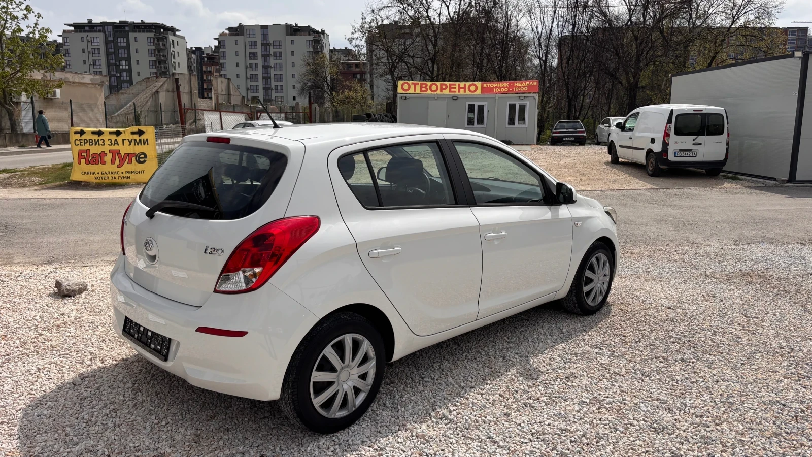 Hyundai I20 Нов внос от Италия Бензин, Газ Фейслифт, снимка 4 - Автомобили и джипове - 54193752