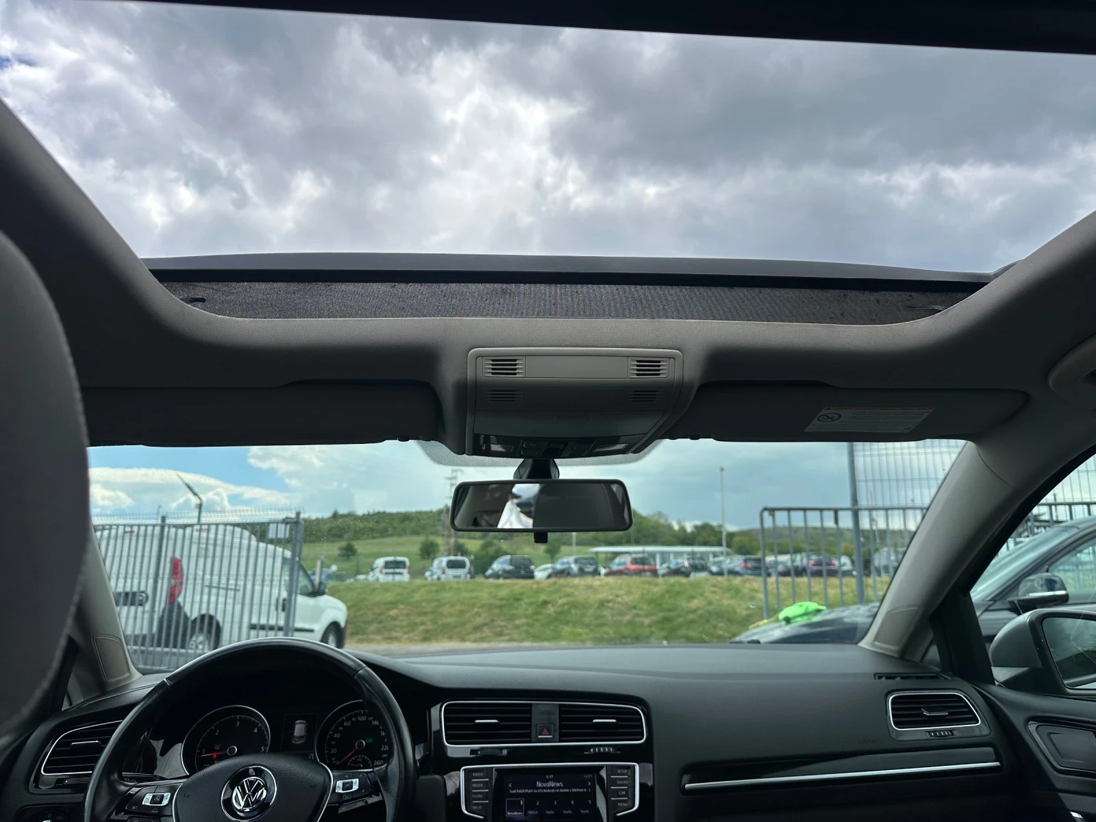VW Golf 2.0TDI 150ks, снимка 8 - Автомобили и джипове - 54414433