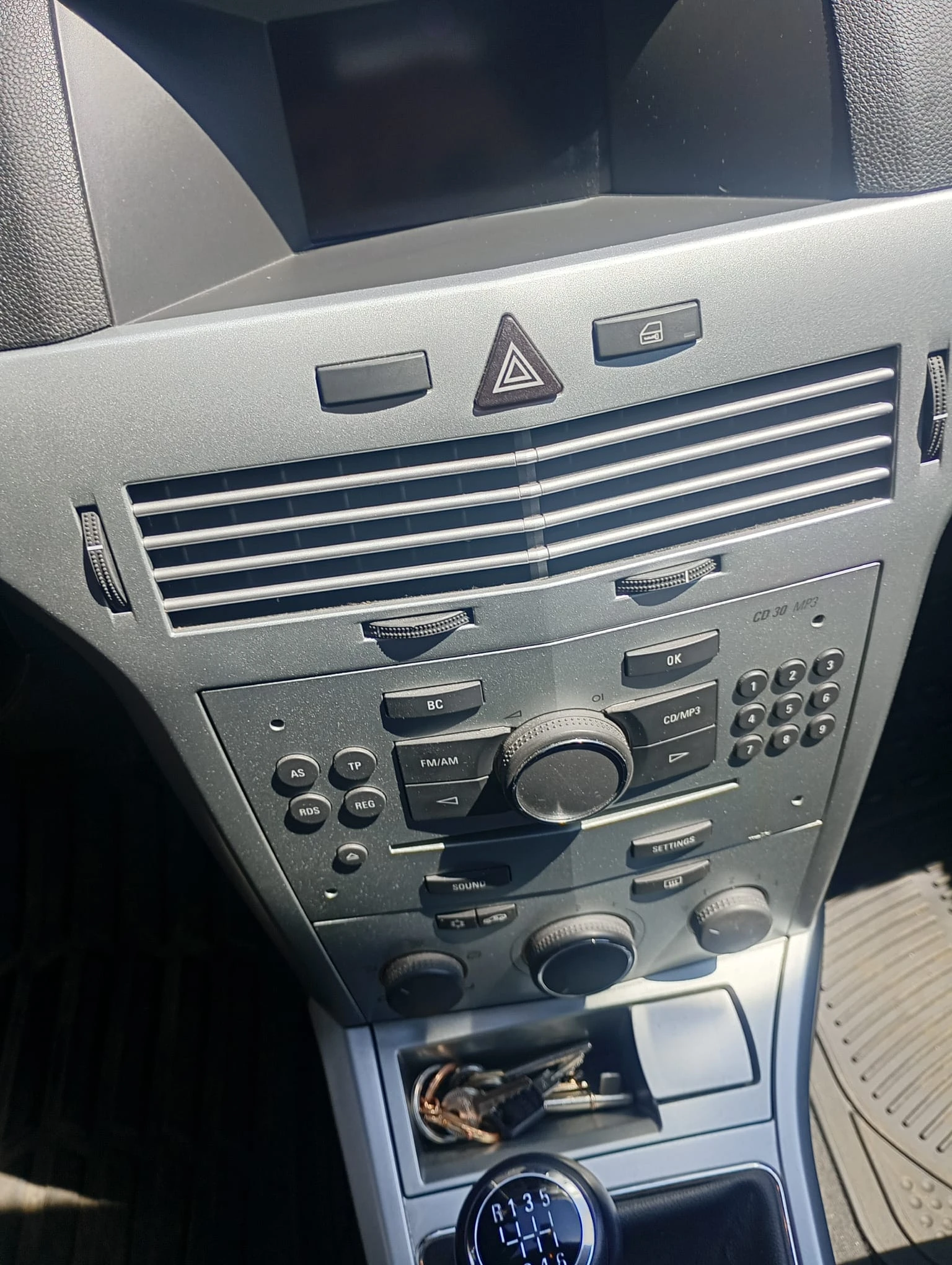 Opel Astra, снимка 5 - Автомобили и джипове - 55340614