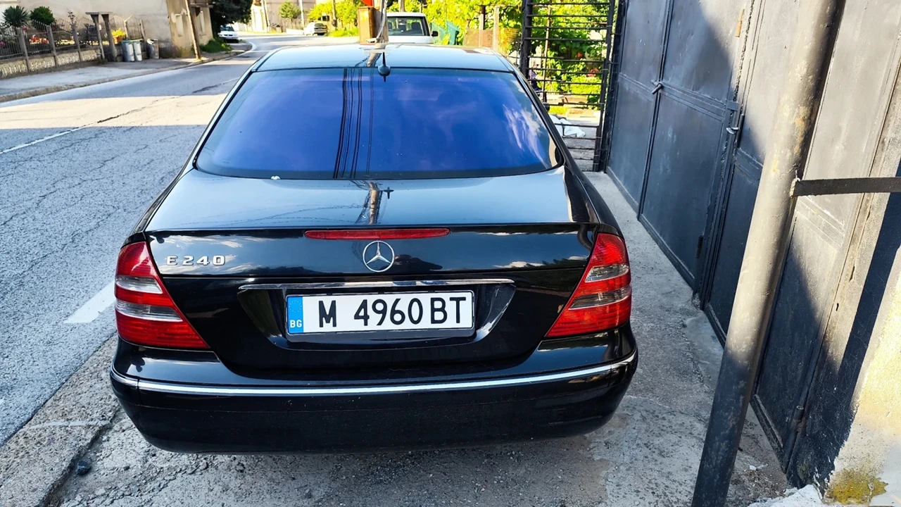 Mercedes-Benz E 240 W211, снимка 6 - Автомобили и джипове - 56069883