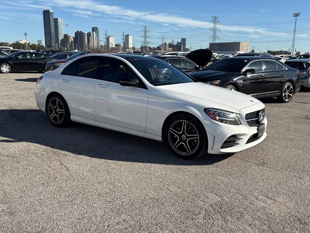 Mercedes-Benz C 300 * CARFAX* ОПЦИЯ ЗА ФИНАНСИРАНЕ* , снимка 2 - Автомобили и джипове - 56073750