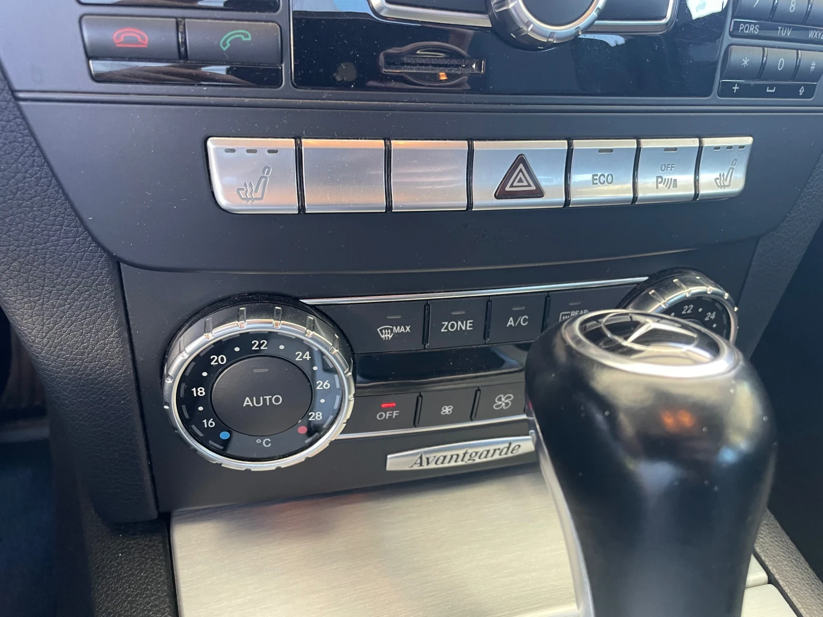 Mercedes-Benz C 180, снимка 14 - Автомобили и джипове - 56337970