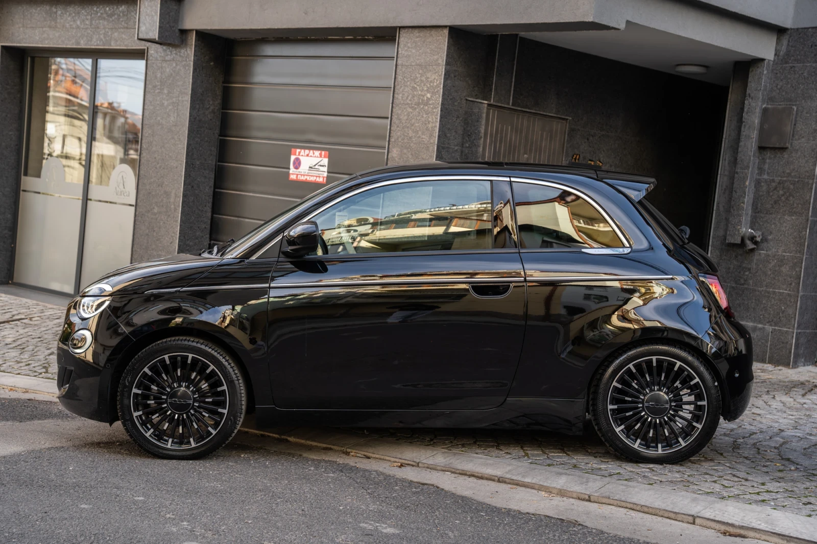 Fiat 500e La Prima 42Kwh, снимка 4 - Автомобили и джипове - 56552658