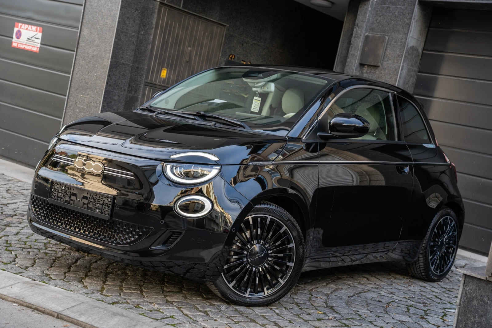 Fiat 500e La Prima 42Kwh, снимка 2 - Автомобили и джипове - 56552658
