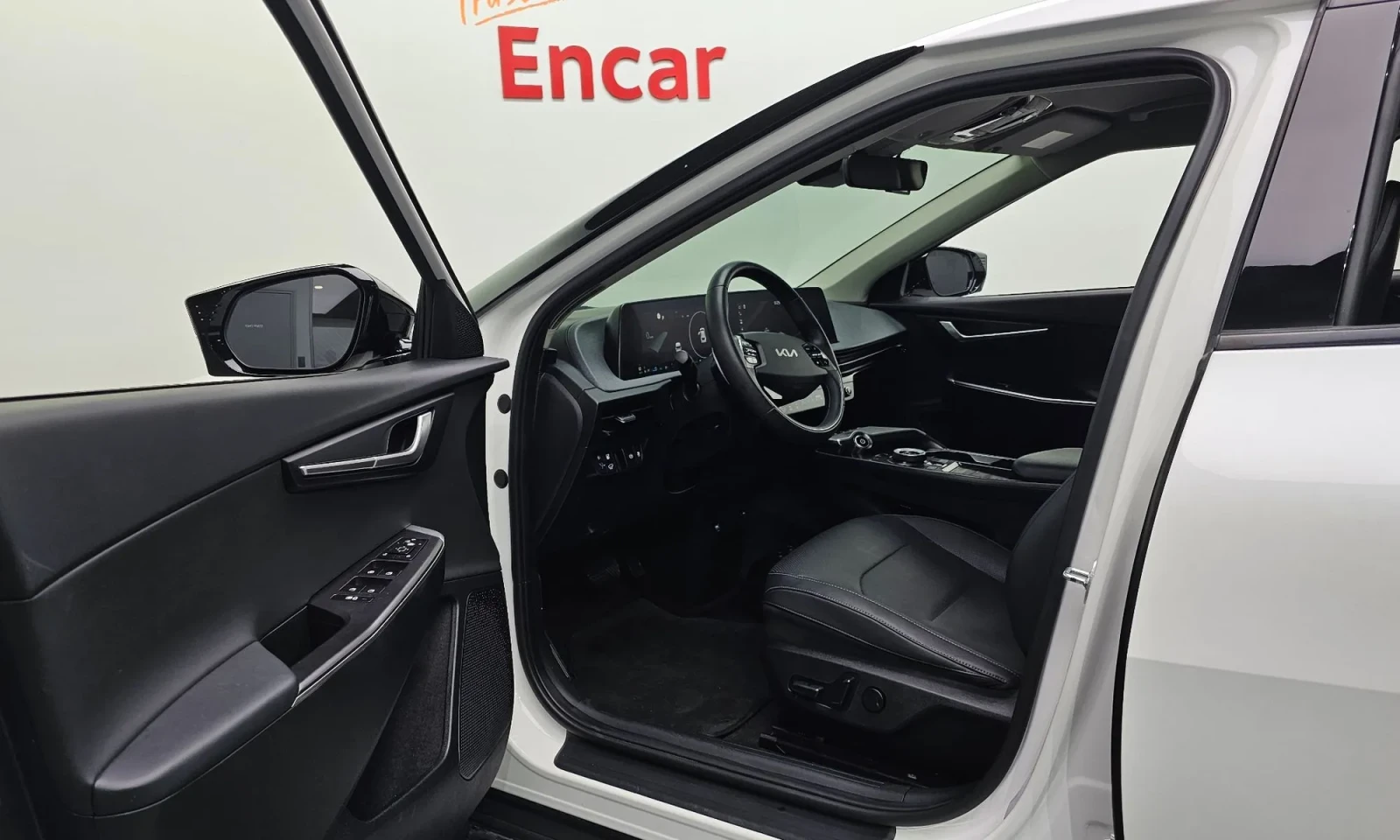 Kia EV6, снимка 13 - Автомобили и джипове - 56747626