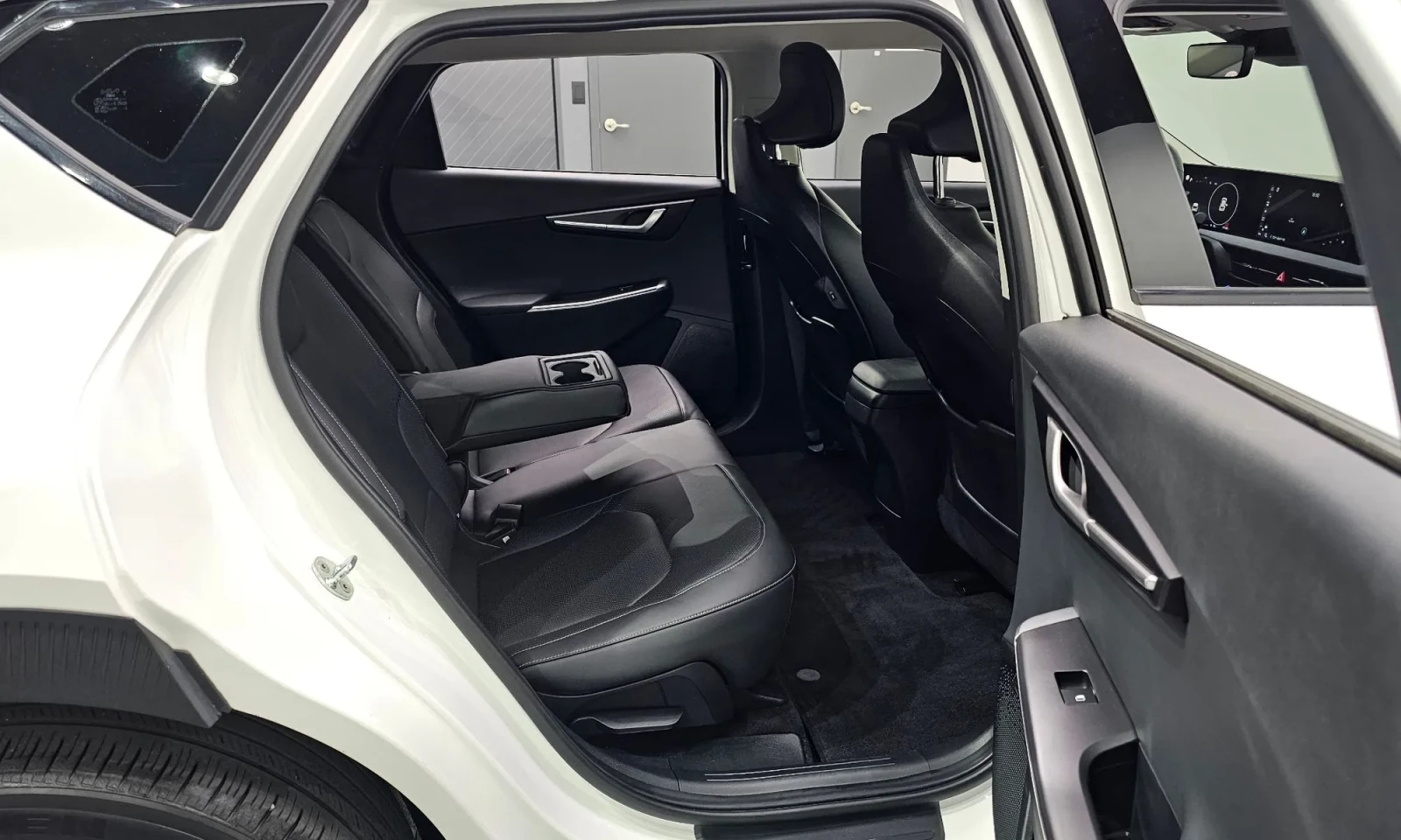 Kia EV6, снимка 12 - Автомобили и джипове - 56747626