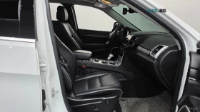 Jeep Grand cherokee SUMMIT* 3.6* 8ZF* DISTRONIC КАМЕРА* ОБДУХВАНЕ* , снимка 9