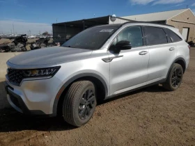 ������ Kia Sorento