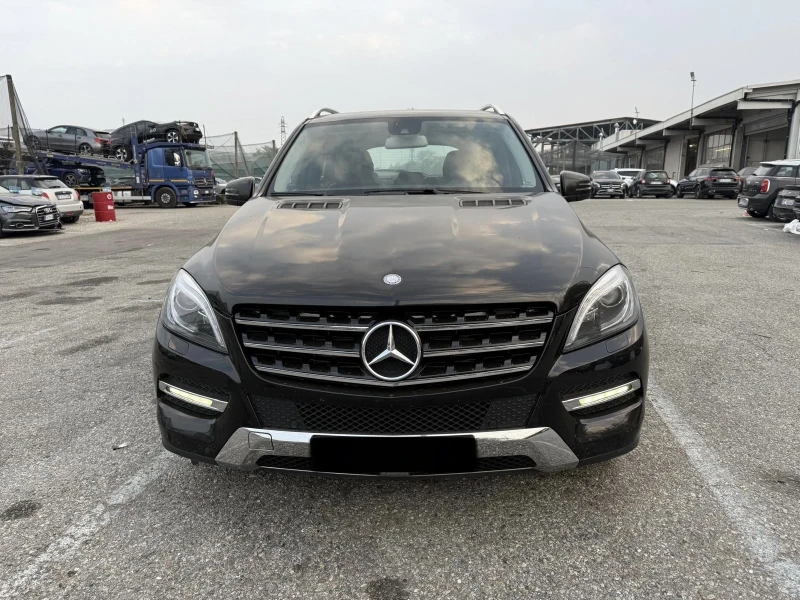 Mercedes-Benz ML 350 ОЧАКВАН ВНОС, снимка 2 - Автомобили и джипове - 52259764