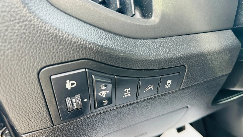 Kia Sportage 2.0crdi-184kc-4x4-Нави-Италия, снимка 14 - Автомобили и джипове - 52840474