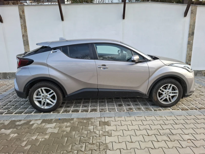 Toyota C-HR Center benzin , снимка 4 - Автомобили и джипове - 53223912