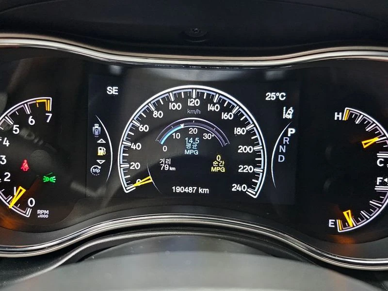 Jeep Cherokee 3.6 Overland| 295�.�.| ���.��������� | Mobile.bg � ����������� 8