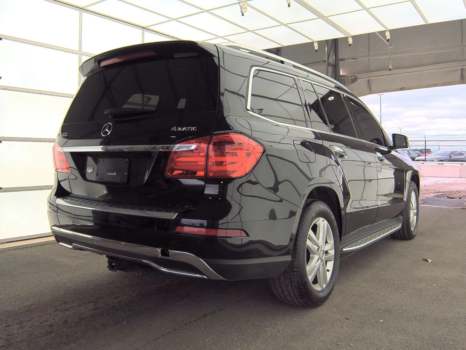 Mercedes-Benz GL 450 ПОДГРЕВ/ОБДУХВАНЕ/КЕЙЛЕС/СЛЕДЕНЕ НА ЛЕНТИ/360 CAM - изображение 7