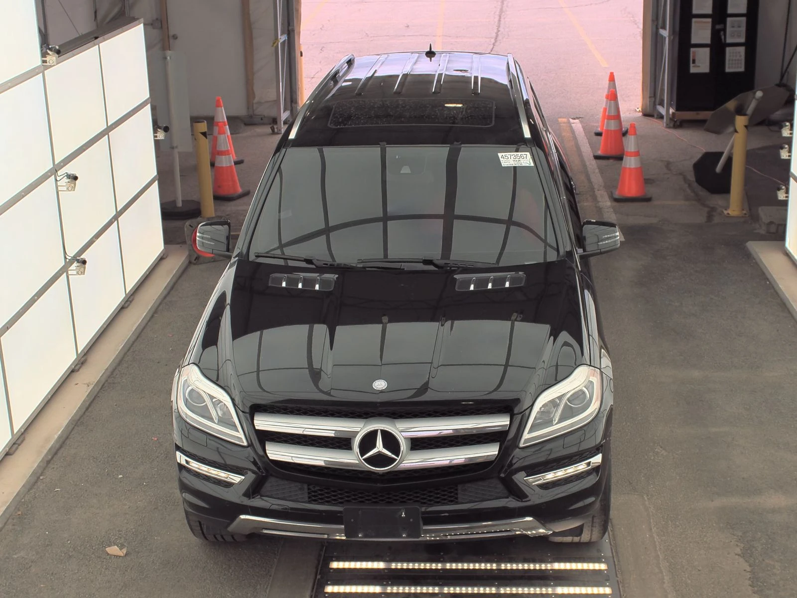 Mercedes-Benz GL 450 ПОДГРЕВ/ОБДУХВАНЕ/КЕЙЛЕС/СЛЕДЕНЕ НА ЛЕНТИ/360 CAM - изображение 3