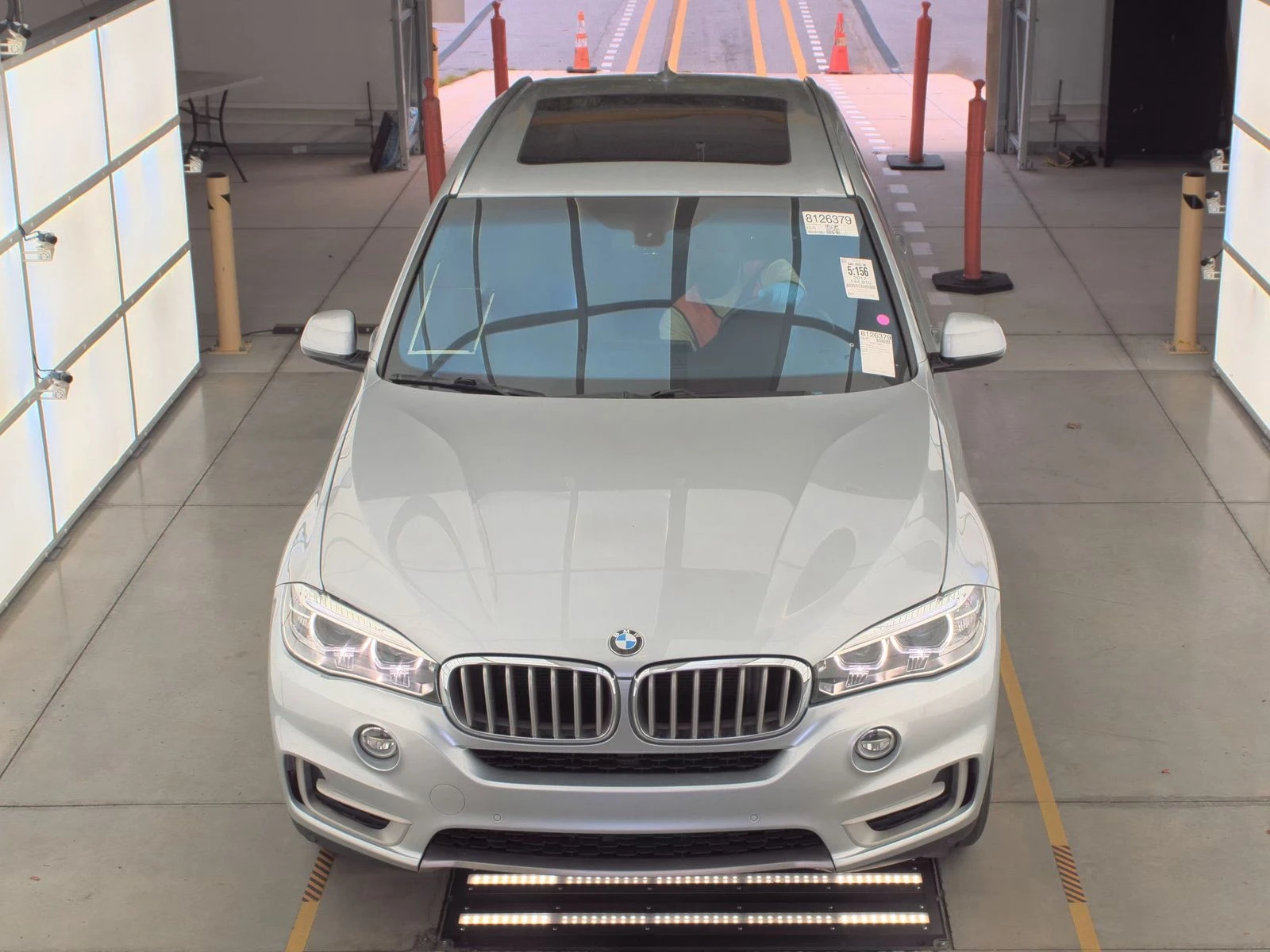 BMW X5 xDrive35i Подгрев* Камера* CarPlay* Пано* Keyless  - изображение 2